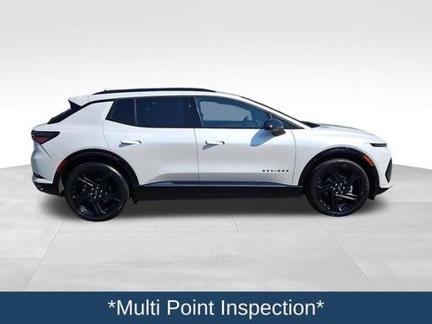 Used 2025 Chevrolet Equinox EV RS FWD image 9
