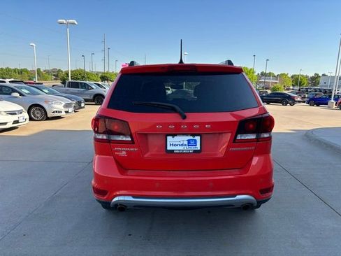 Used 2018 Dodge Journey Crossroad w/ Nav & Sun Group FWD image 6