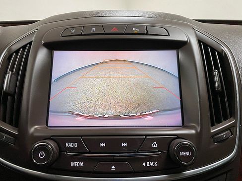 Used 2016 Buick Regal Premium w/ Driver Confidence Package #2 image 20