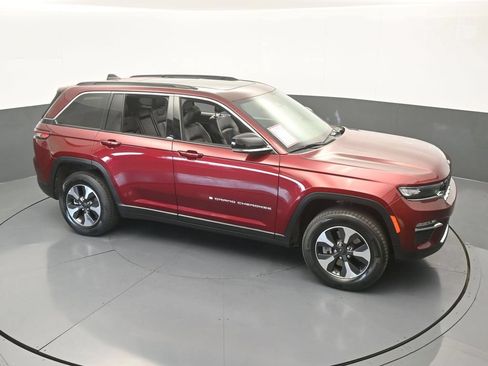 Used 2024 Jeep Grand Cherokee Limited 4xe AWD/4WD image 56