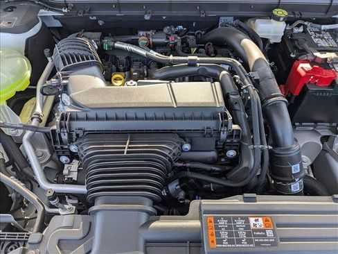 New 2025 Lincoln Nautilus Premier w/ Jet Appearance Package image 16