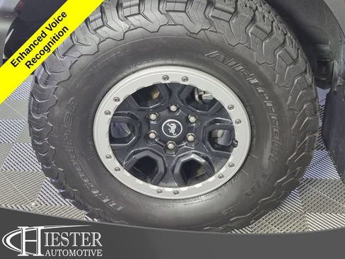 Used 2022 Ford Bronco Black Diamond w/ Sasquatch Package AWD/4WD image 11