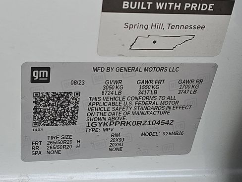 Used 2024 Cadillac Lyriq Luxury w/ LPO, Floor Liner Package RWD image 38