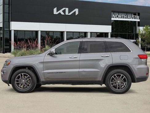 Used 2018 Jeep Grand Cherokee Limited image 4
