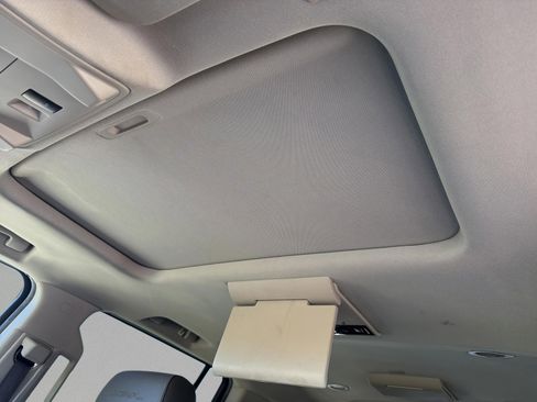 Used 2019 GMC Yukon XL Denali w/ Denali Ultimate Package image 24