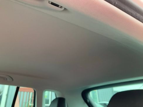 Used 2014 Volkswagen Tiguan SE FWD image 29