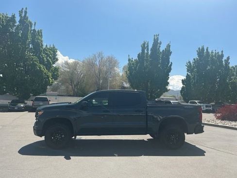 New 2026 Chevrolet Silverado 1500 Custom Trail Boss w/ LPO, Dark Essentials Package AWD/4WD image 8