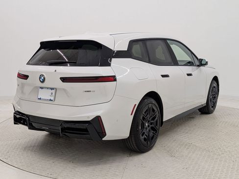 New 2026 BMW iX xDrive45 w/ M Sport Package image 9