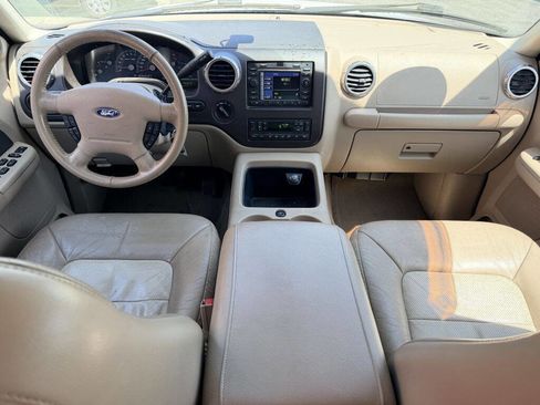 Used 2004 Ford Expedition Eddie Bauer AWD/4WD image 9