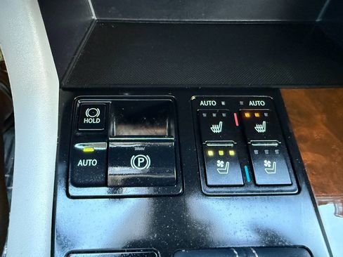 Used 2017 Lexus RX 350 Base AWD 4dr SUV w/ Premium Package image 43