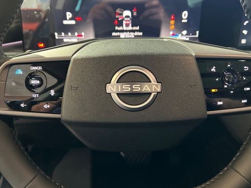 New 2025 Nissan Murano SL image 11