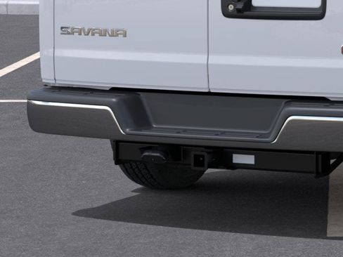 New 2026 GMC Savana 2500 w/ Driver Convenience Package RWD image 38