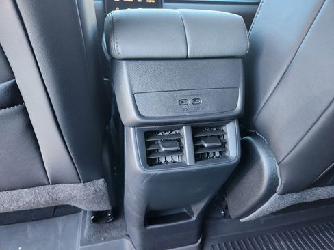 Used 2026 GMC Terrain AT4 w/ Technology Package II image 18