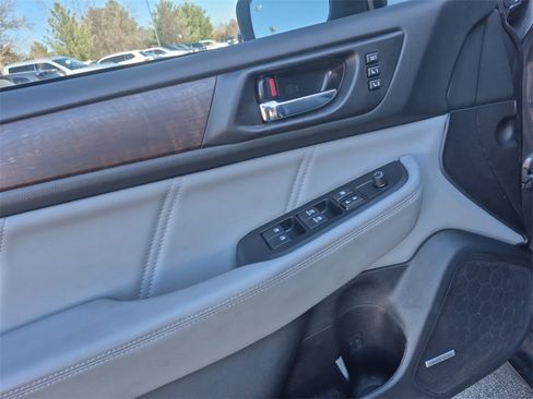 Used 2019 Subaru Outback 2.5i Limited w/ Popular Package #2 image 21