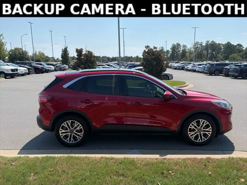 Used 2021 Ford Escape SEL w/ Technology Package FWD image 5