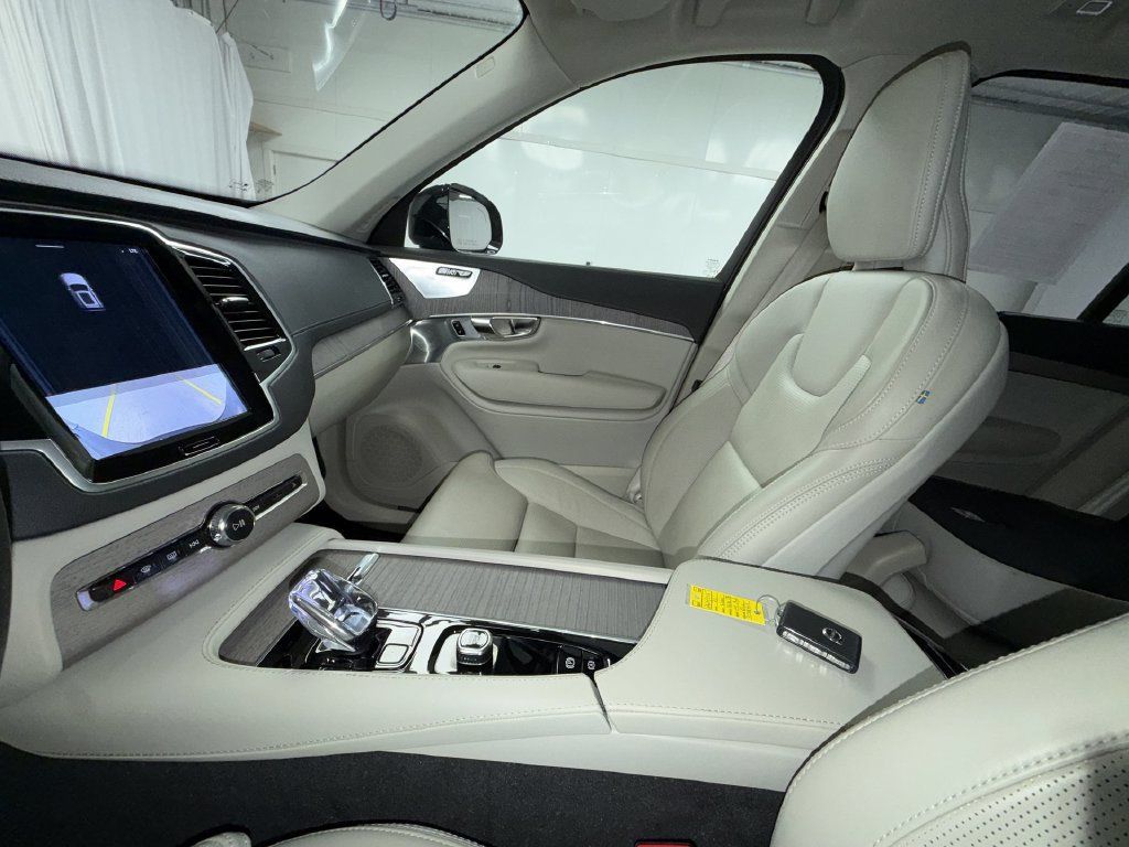 Used 2023 Volvo XC90 T8 Ultimate w/ Protection Package Premier AWD/4WD image 21