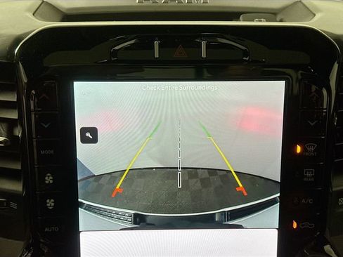 Used 2023 RAM 1500 Big Horn image 14