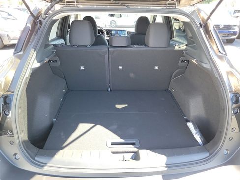 New 2026 Nissan Kicks SV w/ Cold Weather Package image 12