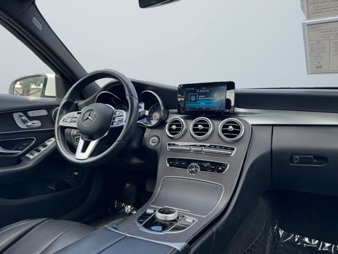 Used 2019 Mercedes-Benz C 300 Sedan w/ Premium Package image 14