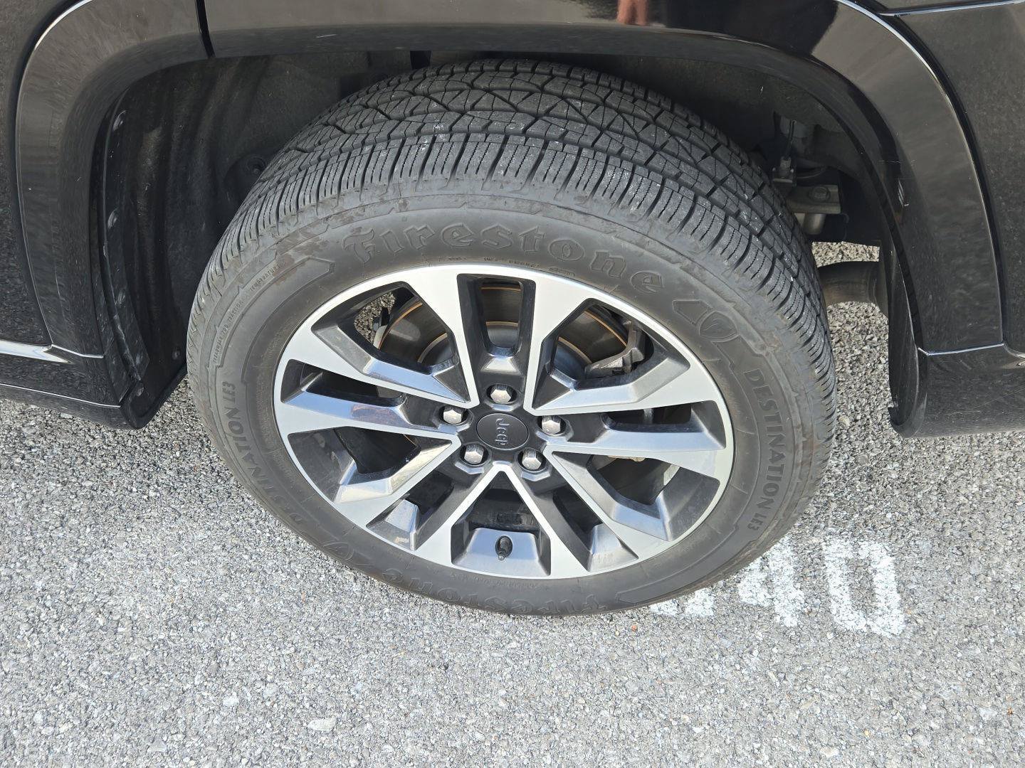 Used 2021 Jeep Grand Cherokee L Overland w/ Luxury Tech Group IV AWD/4WD image 11