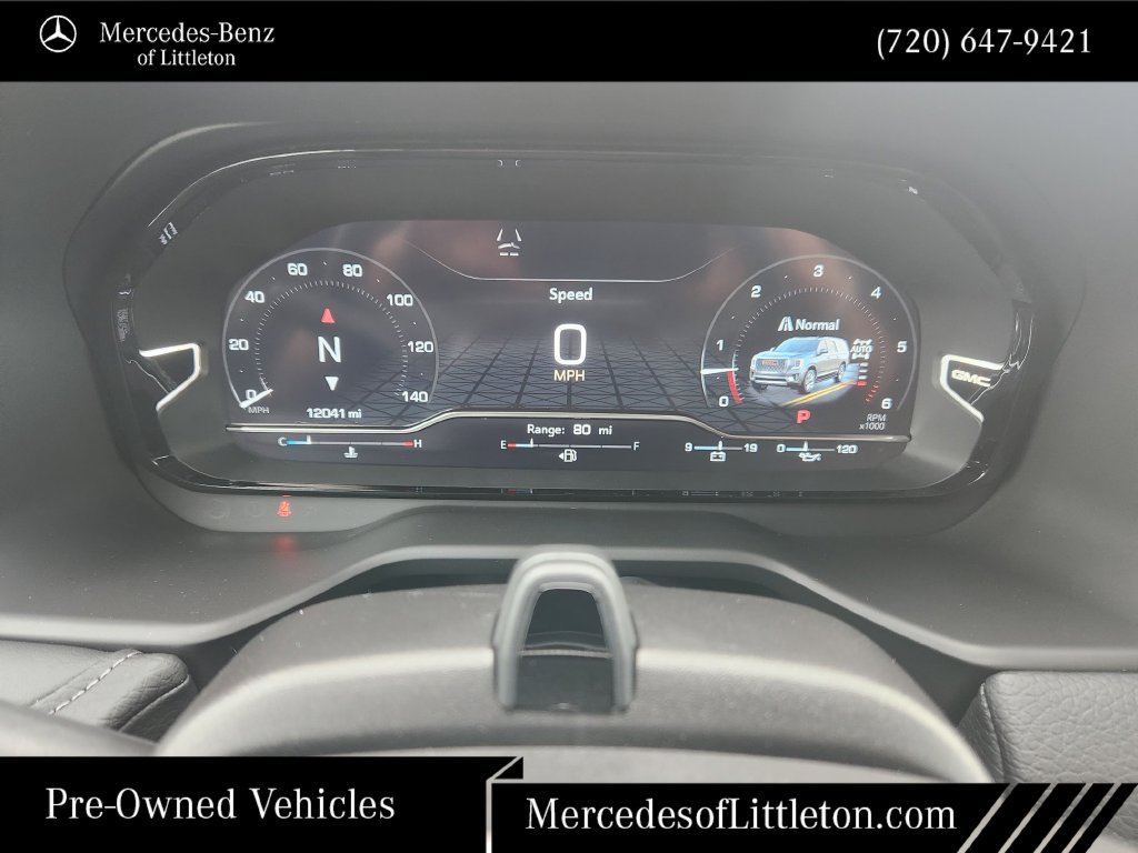 Used 2024 GMC Yukon Denali w/ Advanced Technology Package AWD/4WD image 15