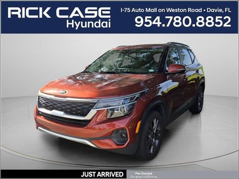Used 2021 Kia Seltos S FWD image 1