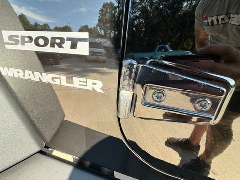 Used 2012 Jeep Wrangler Sport AWD/4WD image 93