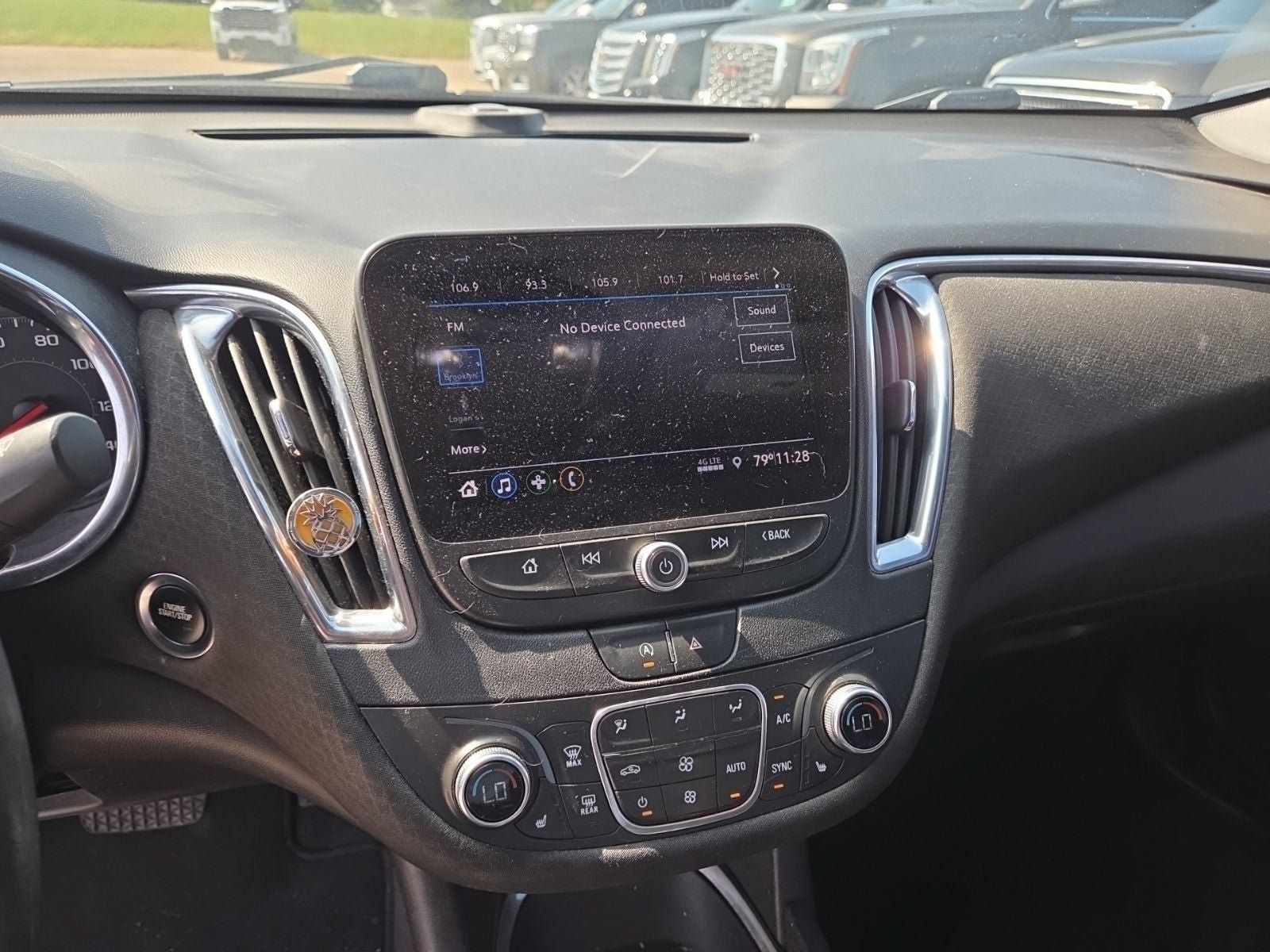 Used 2020 Chevrolet Malibu LT FWD image 10