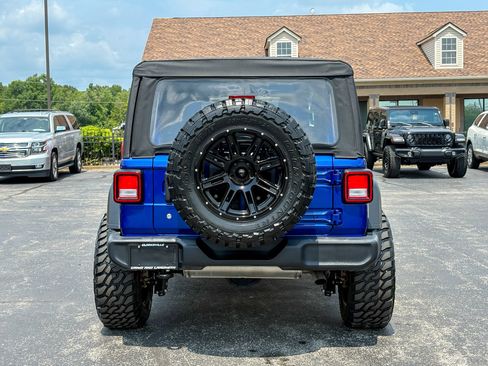 Used 2019 Jeep Wrangler Unlimited Sport AWD/4WD image 10