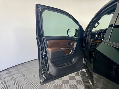 Used 2023 Nissan Titan Platinum Reserve w/ Off Road Protection Package AWD/4WD image 12
