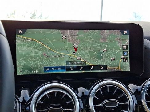 Certified 2022 Mercedes-Benz GLA 250 4MATIC w/ Premium Package Lite image 18