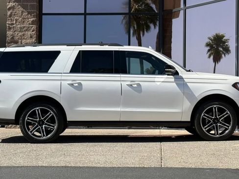 Used 2019 Ford Expedition Max Limited AWD/4WD image 15
