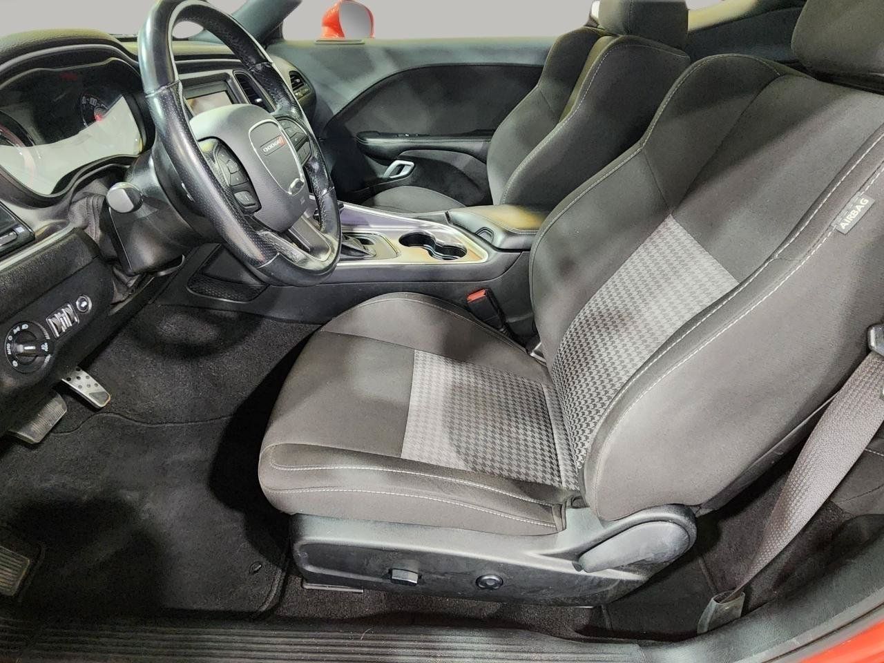 Used 2020 Dodge Challenger GT w/ Blacktop Package AWD/4WD image 11