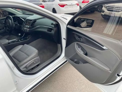 Used 2019 Chevrolet Impala LT image 8