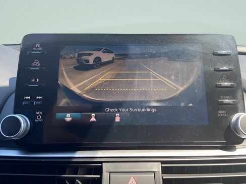 Used 2018 Honda Accord Sport image 23