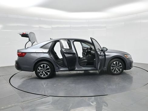 Used 2024 Volkswagen Jetta S FWD image 34