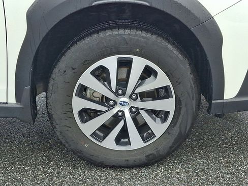 Certified 2023 Subaru Outback Premium image 9