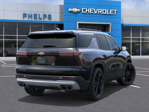 New 2026 Chevrolet Traverse LT w/ Driver Confidence Package FWD image 4