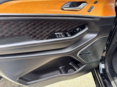 Used 2021 Jeep Grand Cherokee L Summit image 19