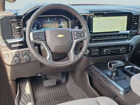 New 2026 Chevrolet Silverado 1500 LTZ w/ LTZ Premium Package image 16