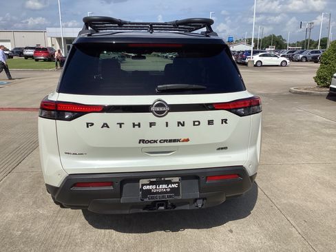 Used 2023 Nissan Pathfinder Rock Creek AWD/4WD image 6