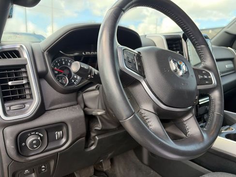Used 2024 RAM 1500 Big Horn AWD/4WD image 11