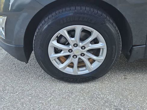 Used 2018 Chevrolet Equinox LT FWD image 24
