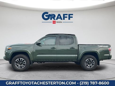 Used 2021 Toyota Tacoma TRD Sport w/ Technology Package AWD/4WD image 11