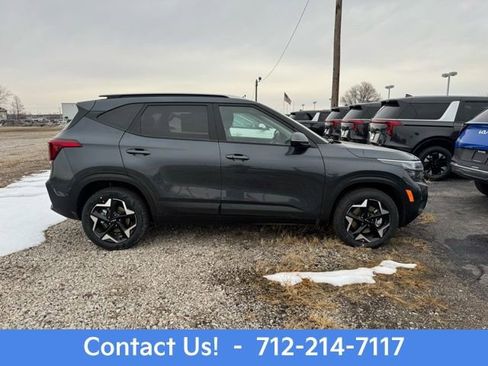 New 2026 Kia Seltos S image 3