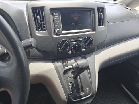 Used 2020 Nissan NV200 SV w/ Sliding Glass Door Package FWD image 25