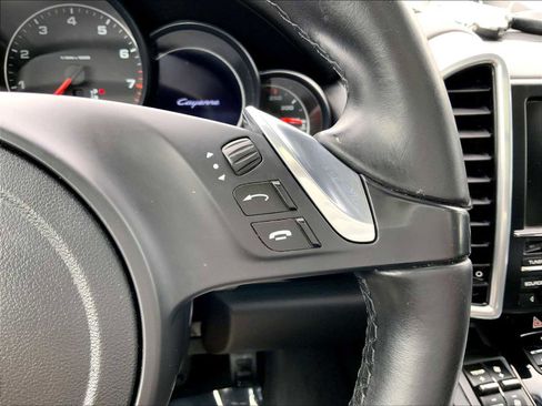 Used 2014 Porsche Cayenne Platinum Edition AWD/4WD image 28