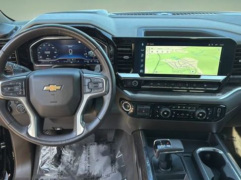 Certified 2023 Chevrolet Silverado 1500 LTZ w/ LTZ Premium Package image 9