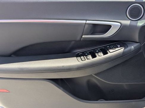 Used 2025 Hyundai Sonata SEL FWD image 9