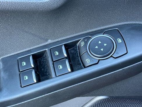 Used 2024 Ford Escape ST-Line image 12